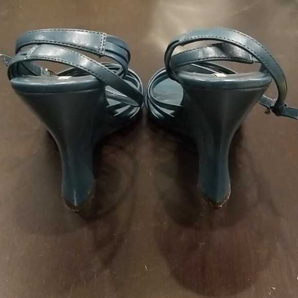 Max Studio, womans size 9m wedge - Picture 8 of 16